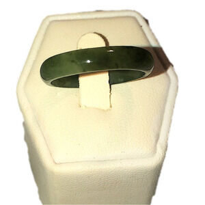 𝅺vtg Jade Stone Carved Rounded Band Approx Sz 10.5 - 10.75